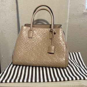 Henri Bendel taupe purse large size only used 2x